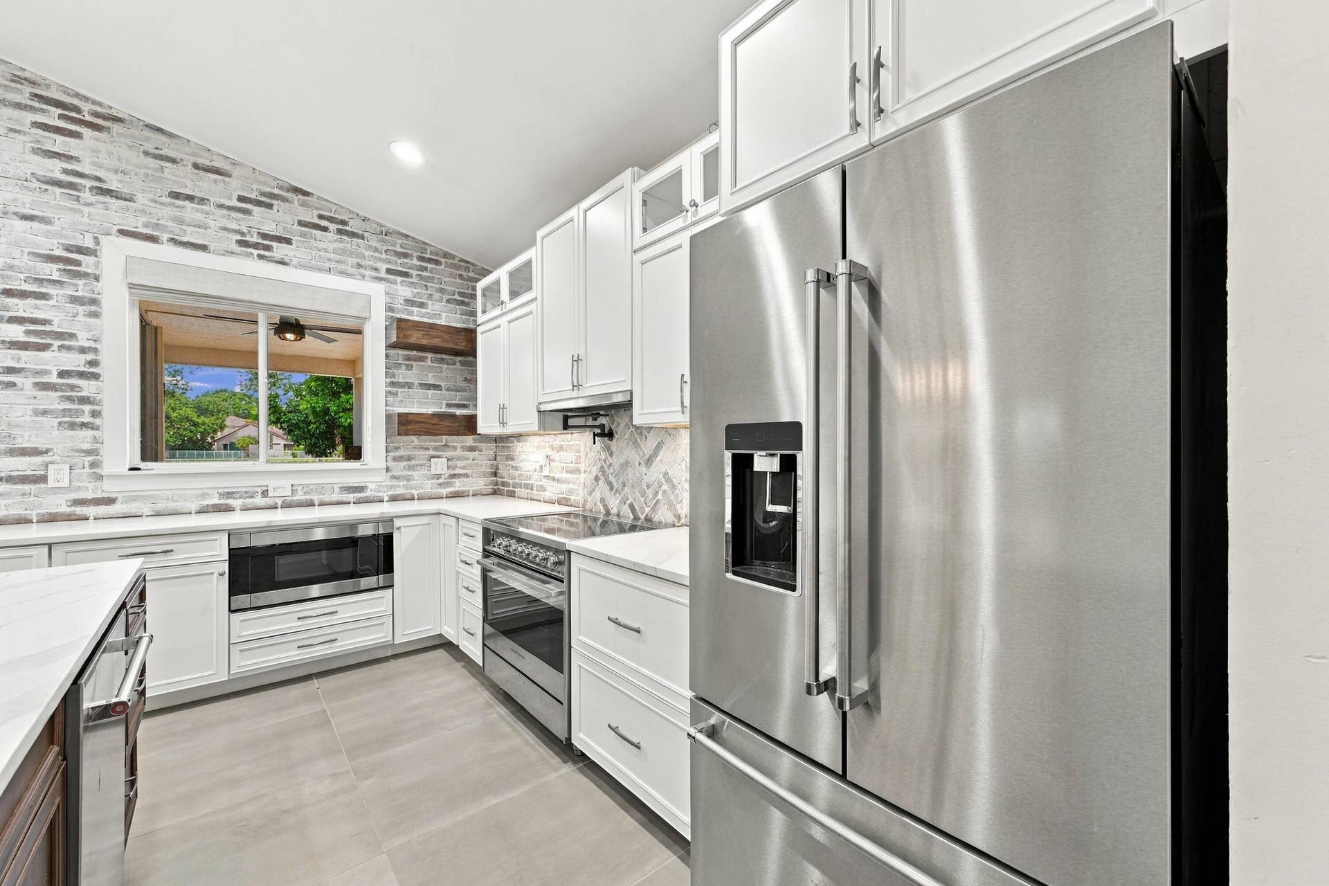 7505 NW 65TH Lane, Parkland, Parkland, FL 33067 14_stl_7965