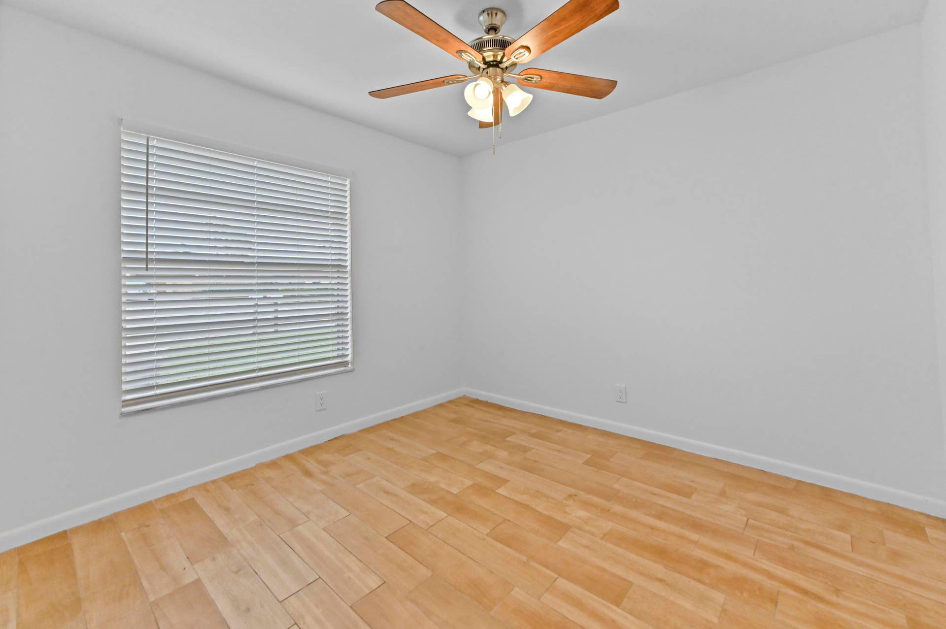 8600 Uranus Terrace, West Palm Beach, FL 33403 15 Bedroom 01