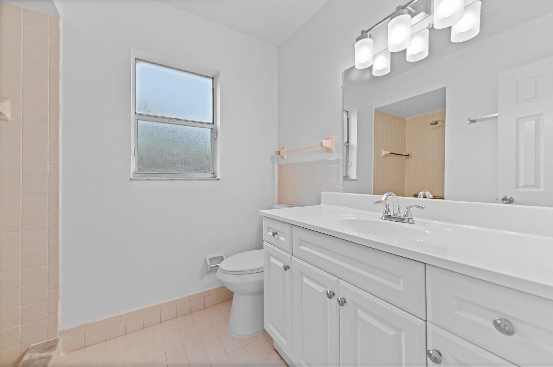 8600 Uranus Terrace, West Palm Beach, FL 33403 13 Bathroom 01