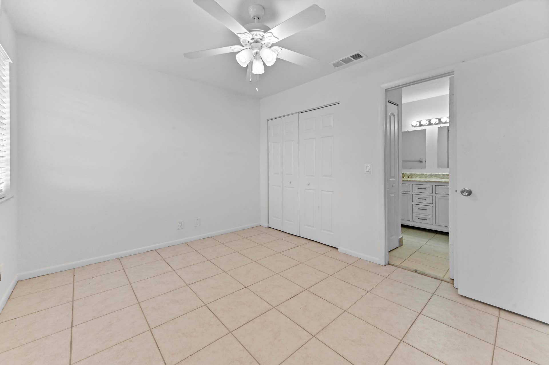 8600 Uranus Terrace, West Palm Beach, FL 33403 19 Bedroom 02