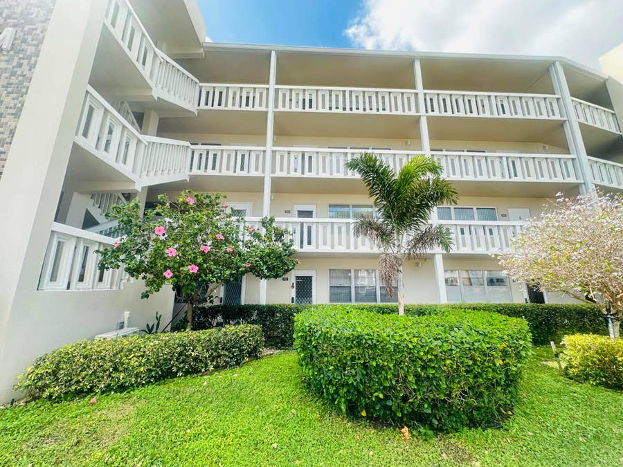 Property photo for 162 Grantham E, Deerfield Beach, FL