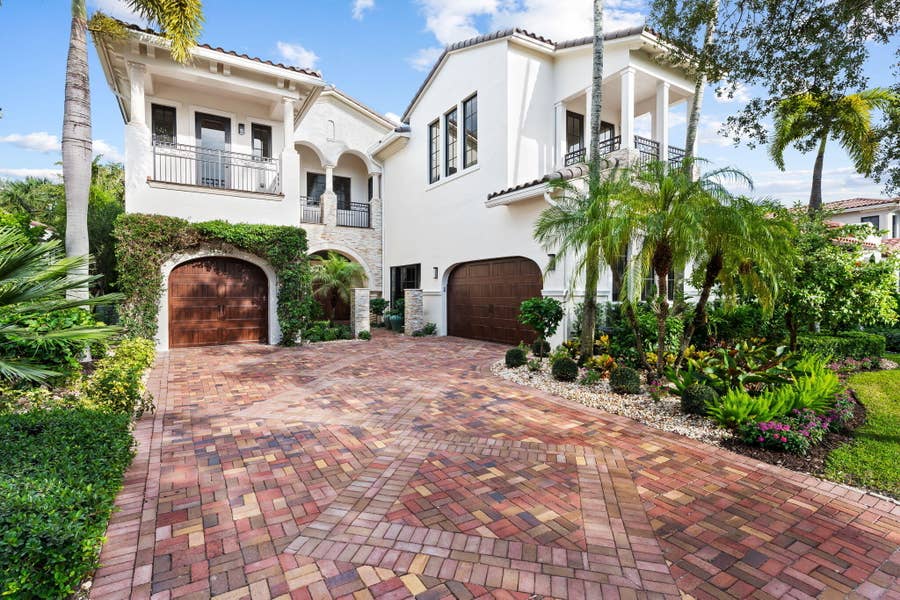 Property photo for 8242 EMERALD Avenue, Parkland, FL