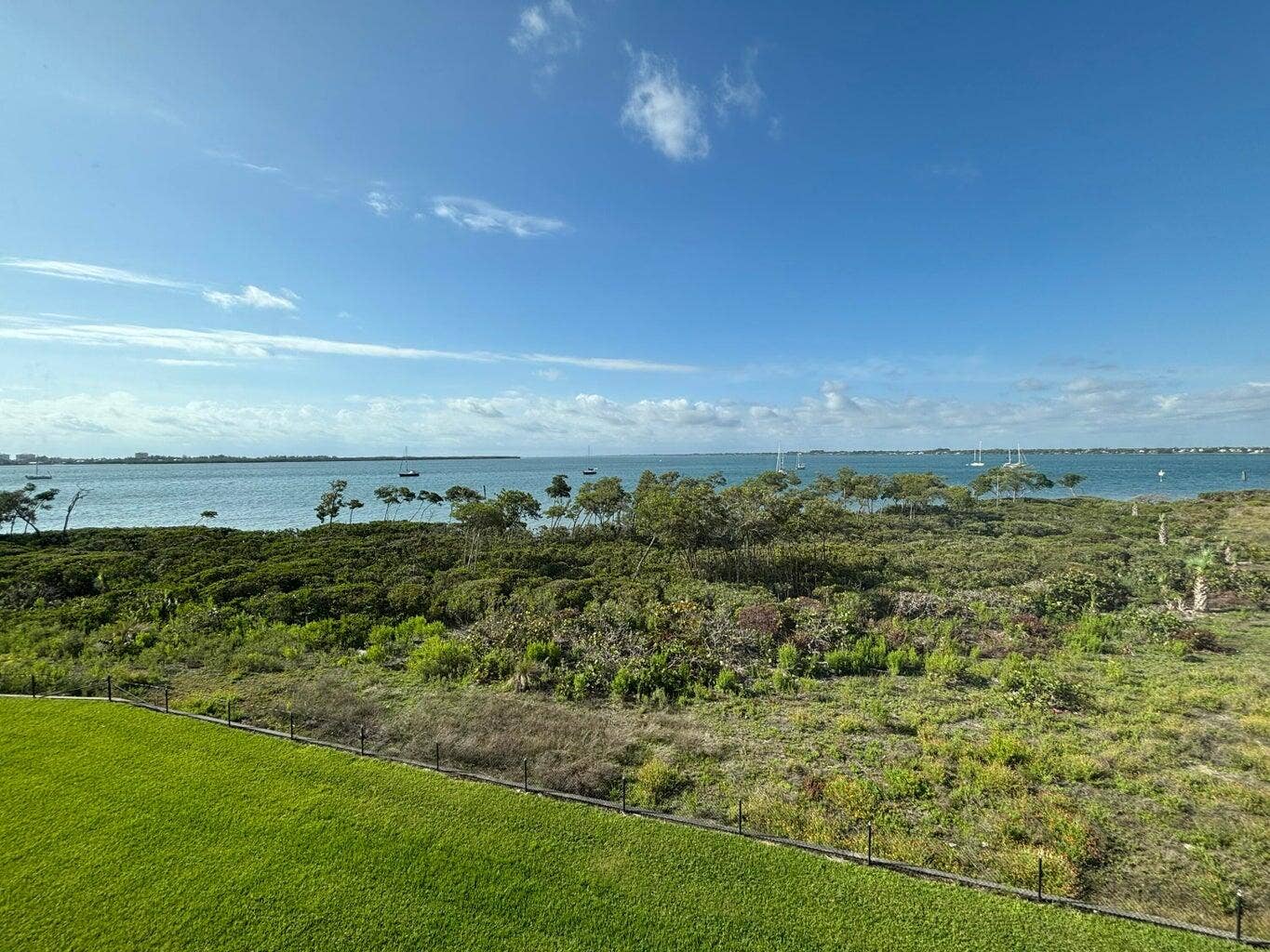 27 HARBOUR ISLE Drive W, #305, Fort Pierce, FL 34949 View
