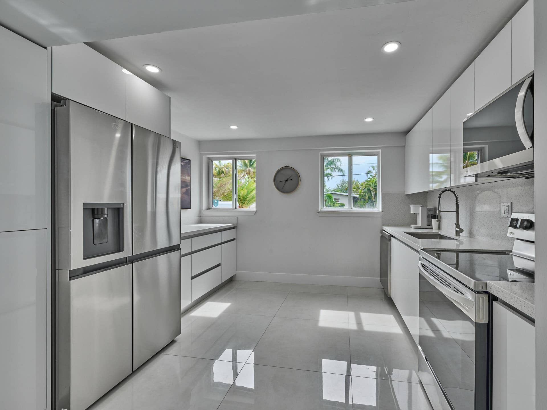 (100) More Kitchen