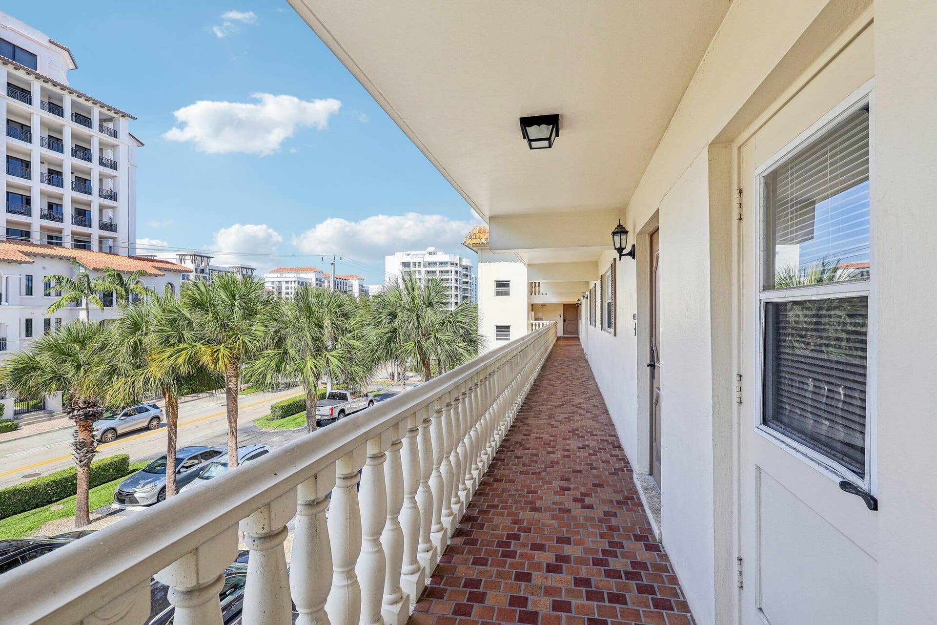 5-web-or-mls-E Royal Palm Rd-2005-005