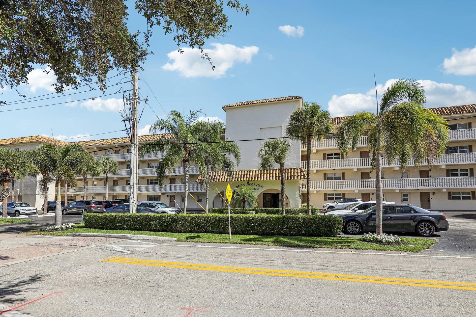 2-web-or-mls-E Royal Palm Rd-2005-002