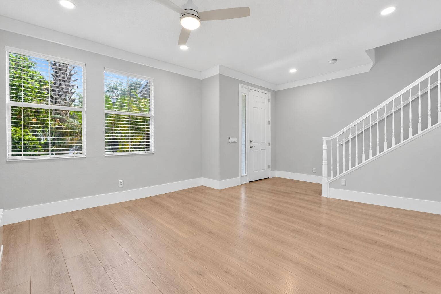 1201 DAKOTA Drive, Jupiter, FL 33458 Living Room