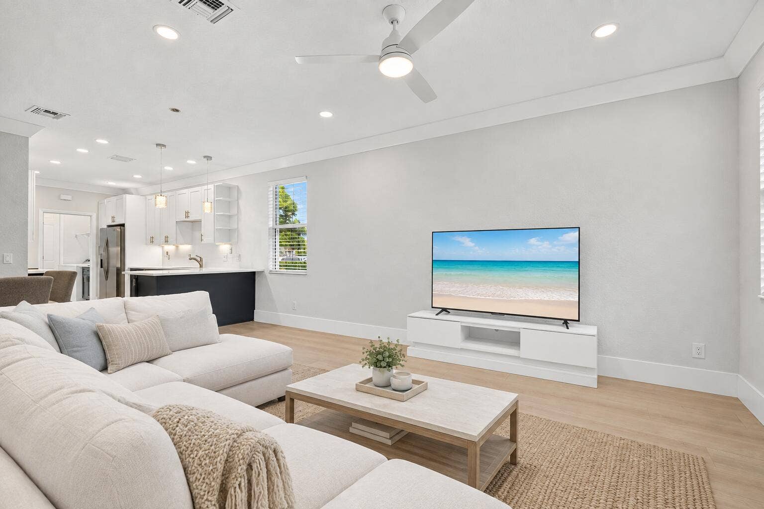 1201 DAKOTA Drive, Jupiter, FL 33458 Living Room