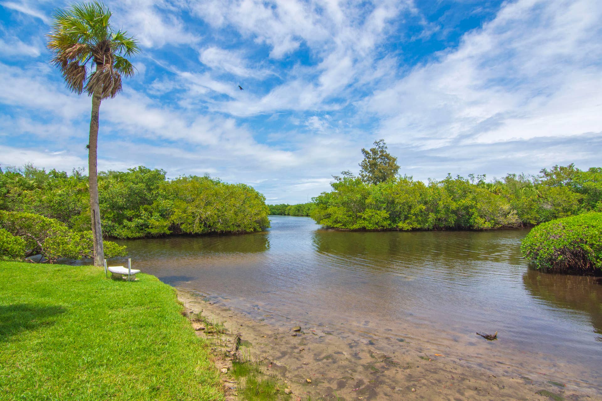 2800 Indian River Boulevard, #O-5, Vero Beach, FL 32960 View from the back of the unit