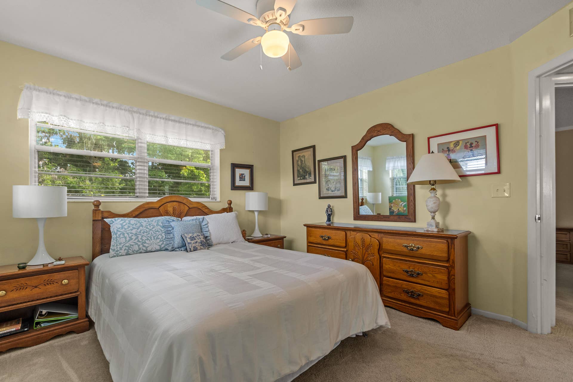 2800 Indian River Boulevard, #O-5, Vero Beach, FL 32960 Bedroom 2