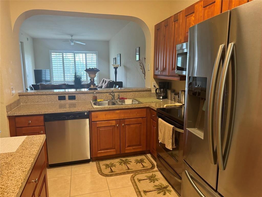 3500 OAKS CLUBHOUSE Drive, #204, Pompano Beach, Pompano Beach, FL 33069 Photo 2