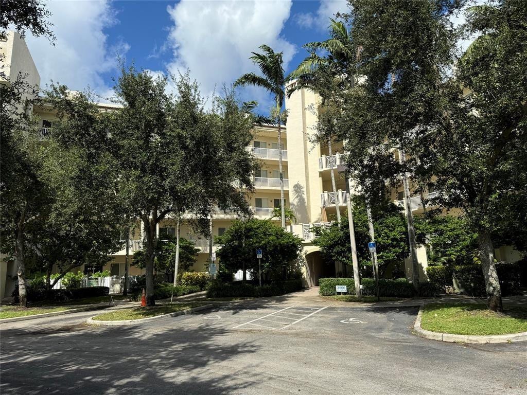 3500 OAKS CLUBHOUSE Drive, #204, Pompano Beach, Pompano Beach, FL 33069 Photo 1