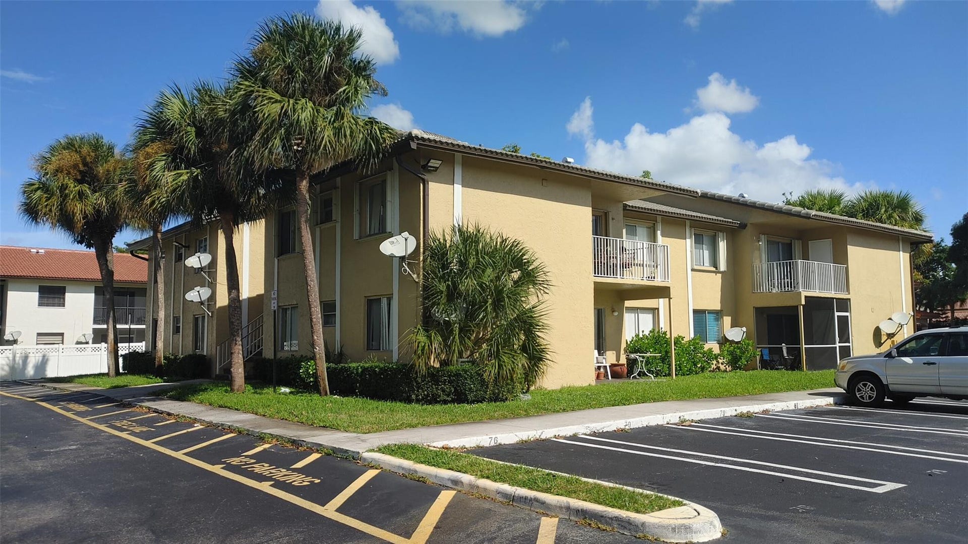 11585 NW 44TH Street, #11585, Coral Springs, FL 33065 Photo 2