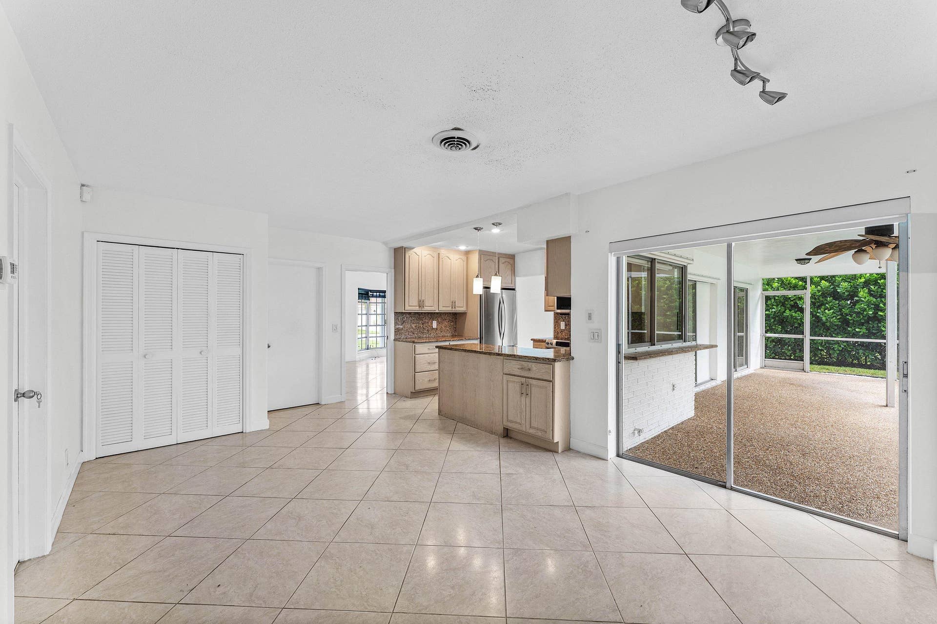 008-1368Southwest13thStreet-BocaRaton-FL