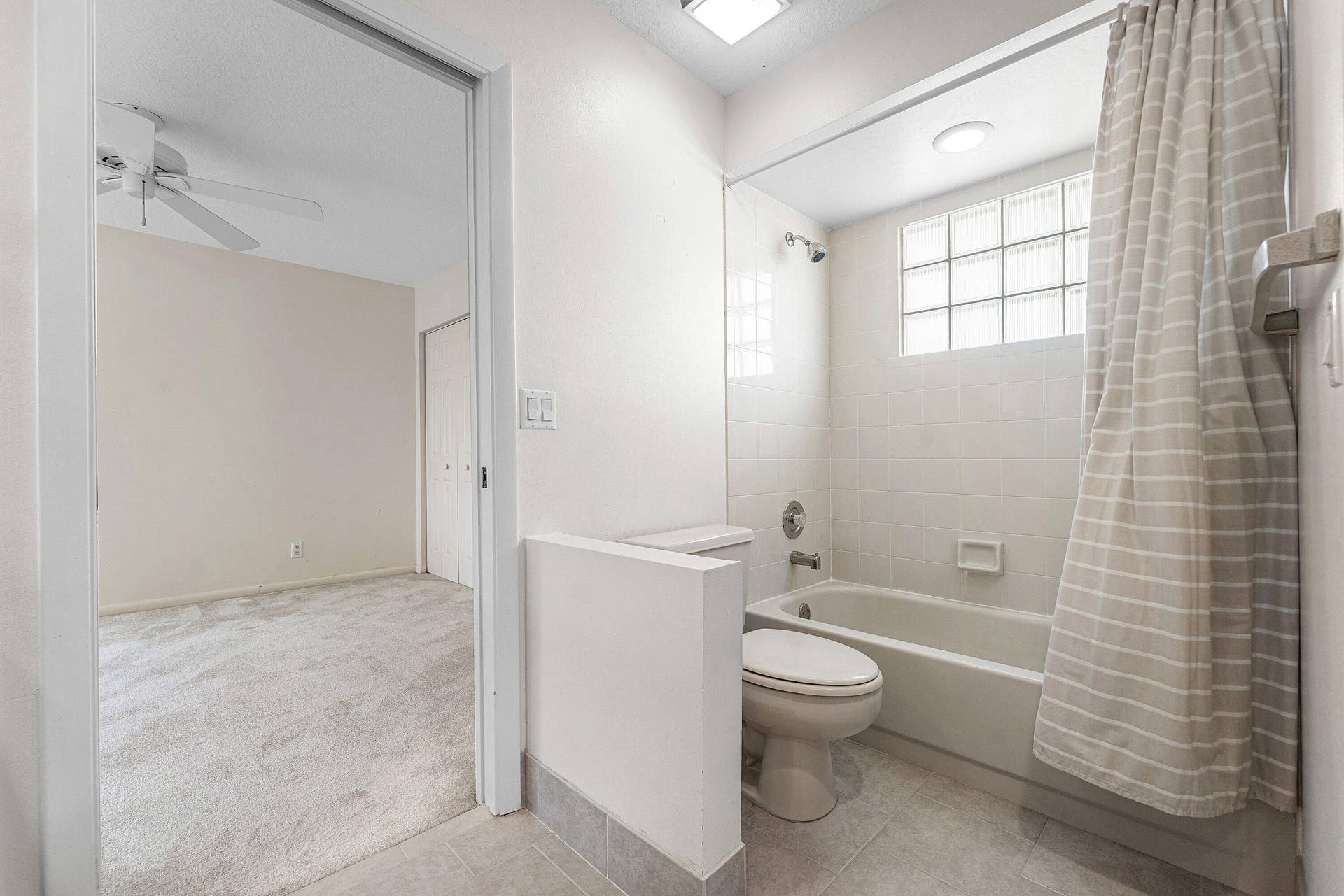 018-23350TorreCircle-BocaRaton-FL-33433-