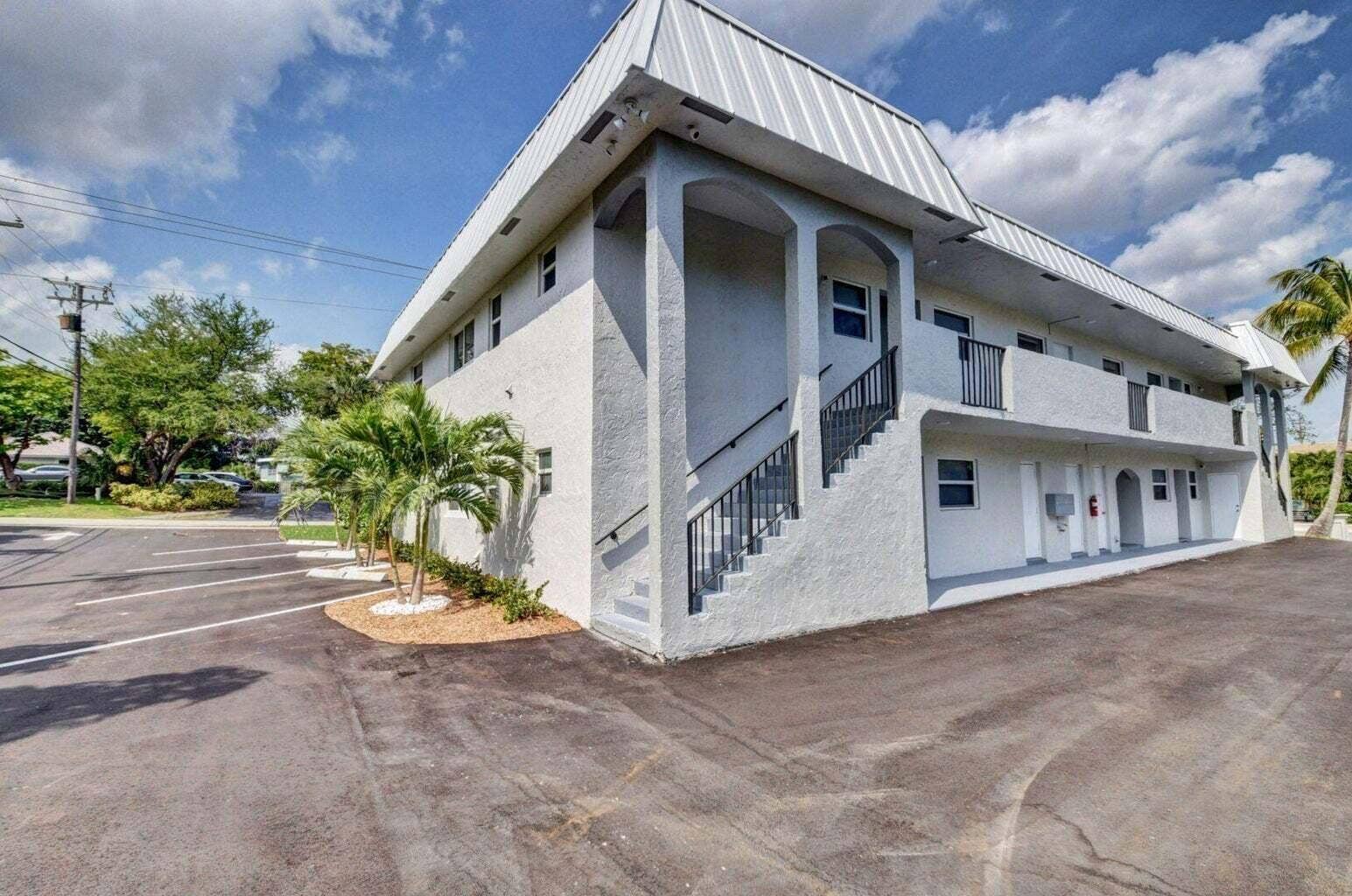 398 W Camino Real, #2, Boca Raton, FL 33432 20221130202243296099000000-o
