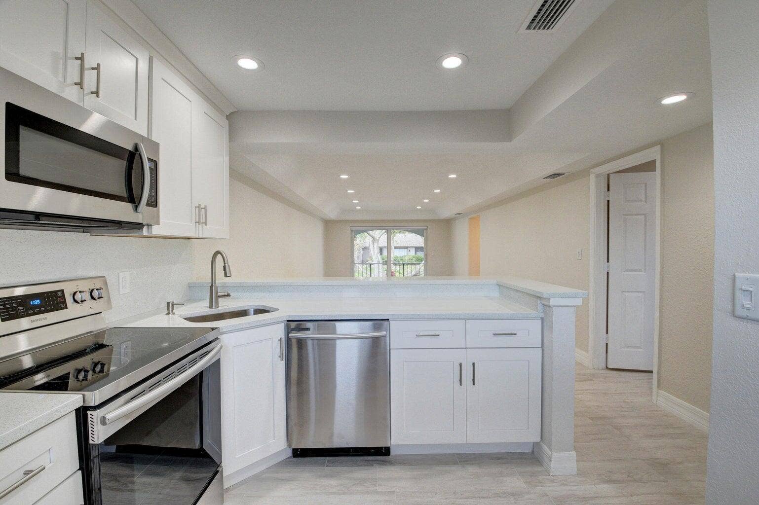 398 W Camino Real, #2, Boca Raton, FL 33432 20221130202553406768000000-o