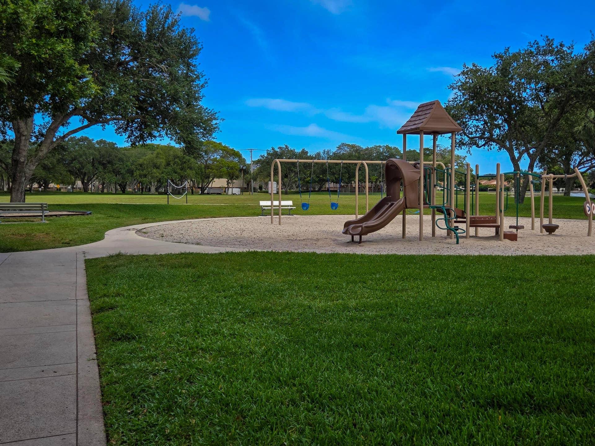 606 6TH Way, West Palm Beach, FL 33407 11-20250506_164820