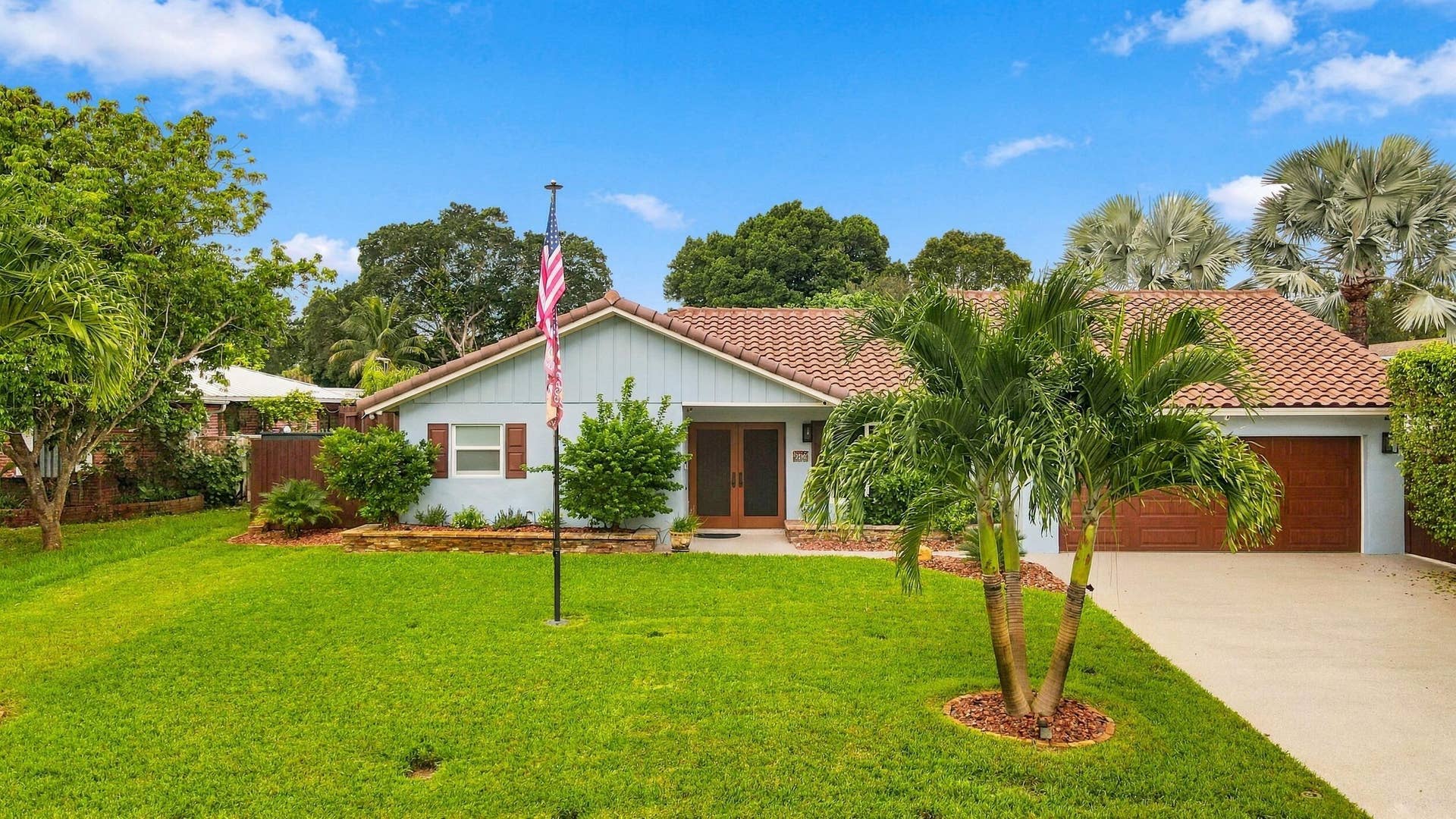 3590 Lakeview Drive, Delray Beach, FL 33445 A true unicorn property in the heart of Delray Beach. No HOA and over 2/3 of an acre, fully renovated with impact windows & a new roof in 2022. A home like this will not last long!