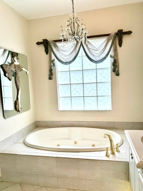 8047 N SAVANNAH Circle, Davie, FL 33328 IMG_0741
