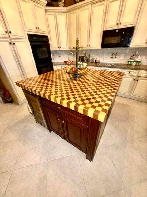 8047 N SAVANNAH Circle, Davie, FL 33328 IMG_0724