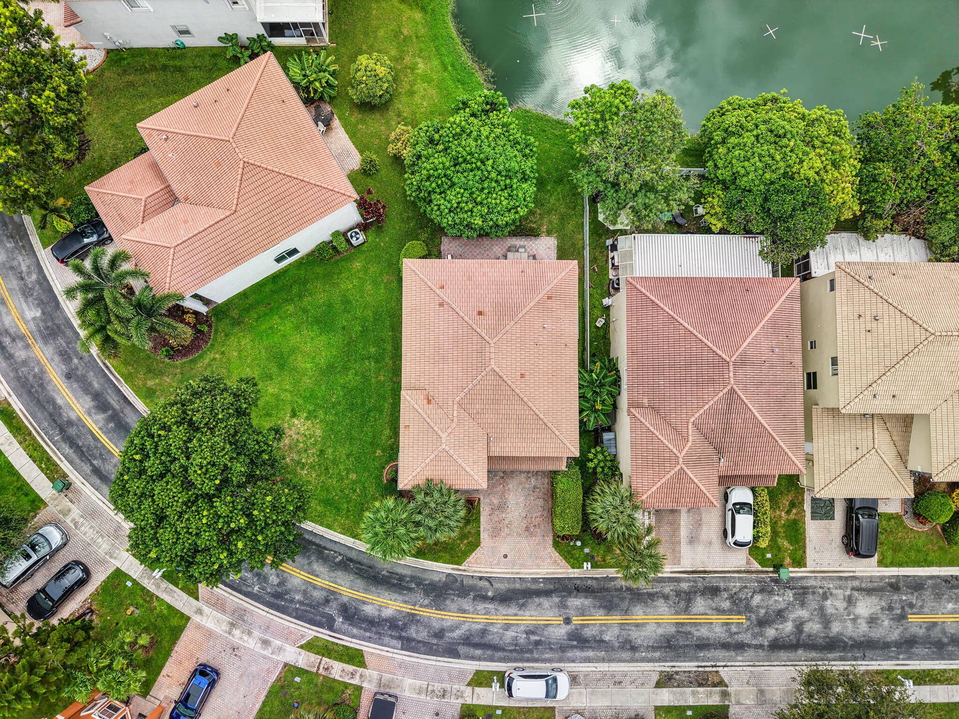 5-web-or-mls-DJI_20260930015020_0405_D