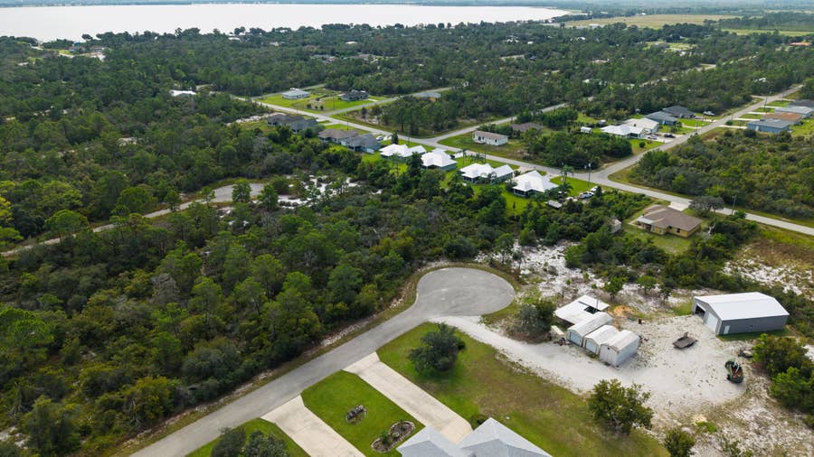Property photo for 224 Fiji Way NE, Lake Placid, FL