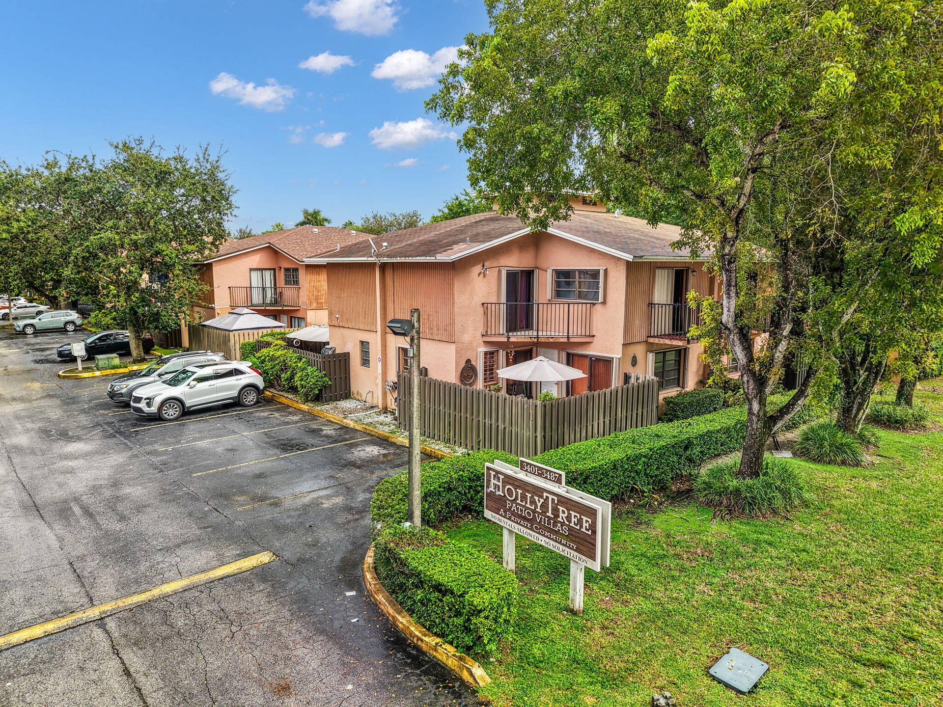 3477 SW 52ND Avenue, #3477, Hollywood, FL 33023 1-web-or-mls-DJI_20260930034352_0418_D