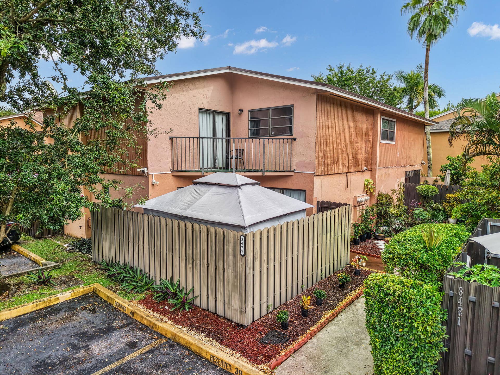 3477 SW 52ND Avenue, #3477, Hollywood, FL 33023 2-web-or-mls-DJI_20260930034119_0414_D
