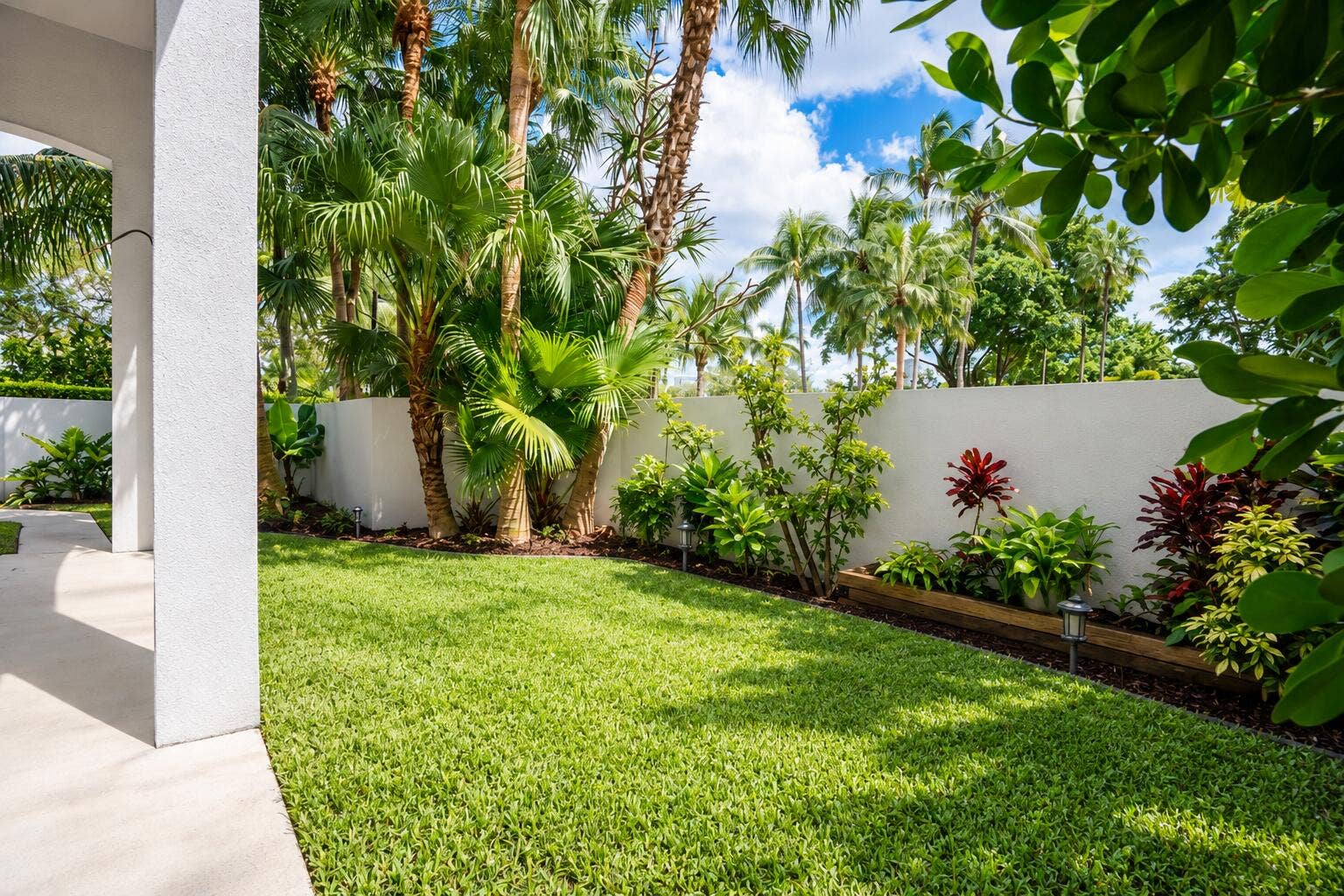 3600 YACHT CLUB Drive, #102, Aventura, FL 33180 4B1DFC23-77CD-4786-9C75-21919BF1B810