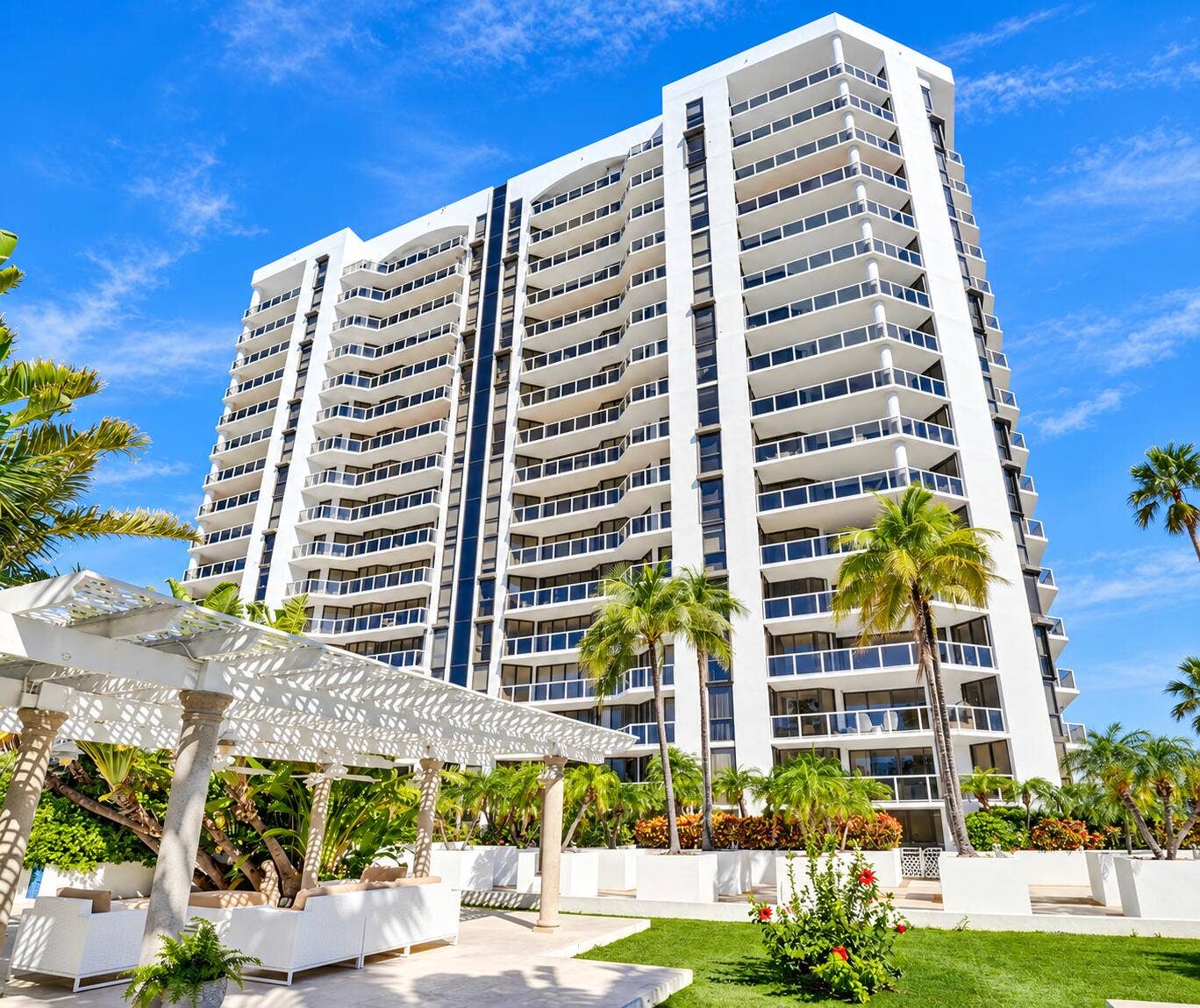 3600 YACHT CLUB Drive, #102, Aventura, FL 33180 882F02BA-A9F4-4138-BF3D-21EDDD8A99B2