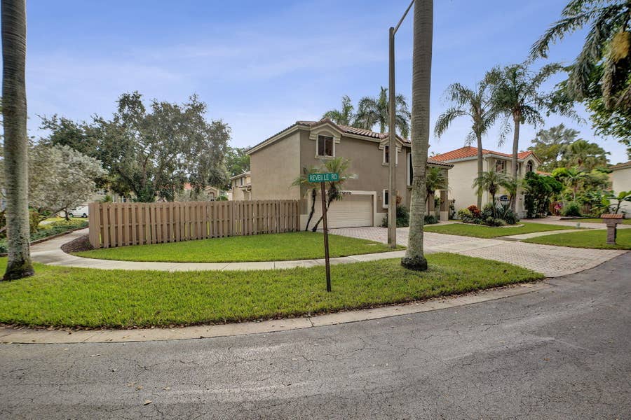 Property photo for 11220 REVEILLE Road, Cooper City, FL