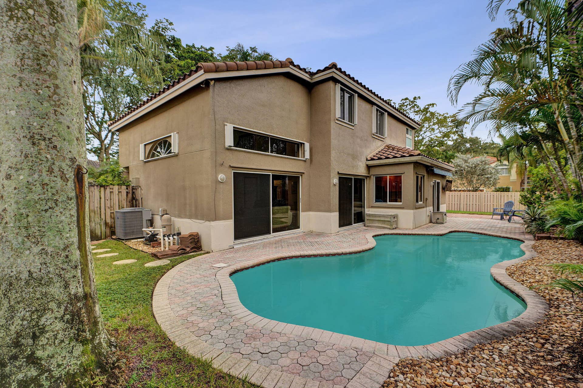 11220 REVEILLE Road, Cooper City, FL 33026 67-web-or-mls-DSC00138 (2)
