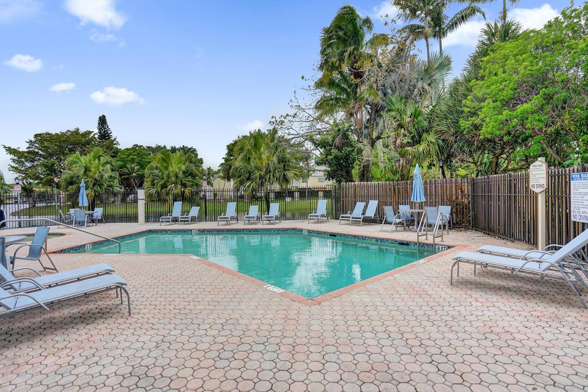 11220 REVEILLE Road, Cooper City, FL 33026 DSC03339
