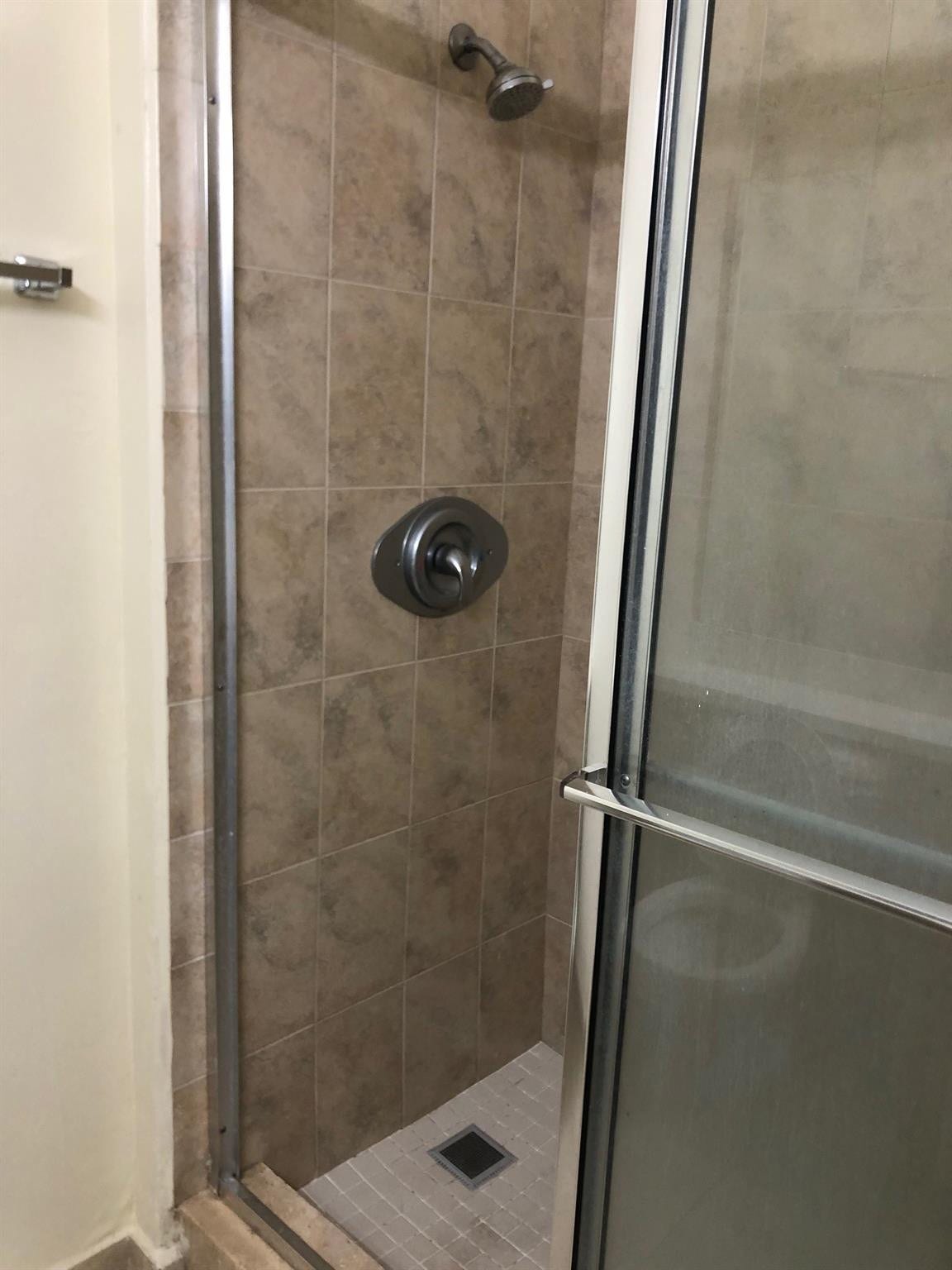 601 CYPRESS LAKE Boulevard, #G14, Deerfield Beach, FL 33064 Photo 11