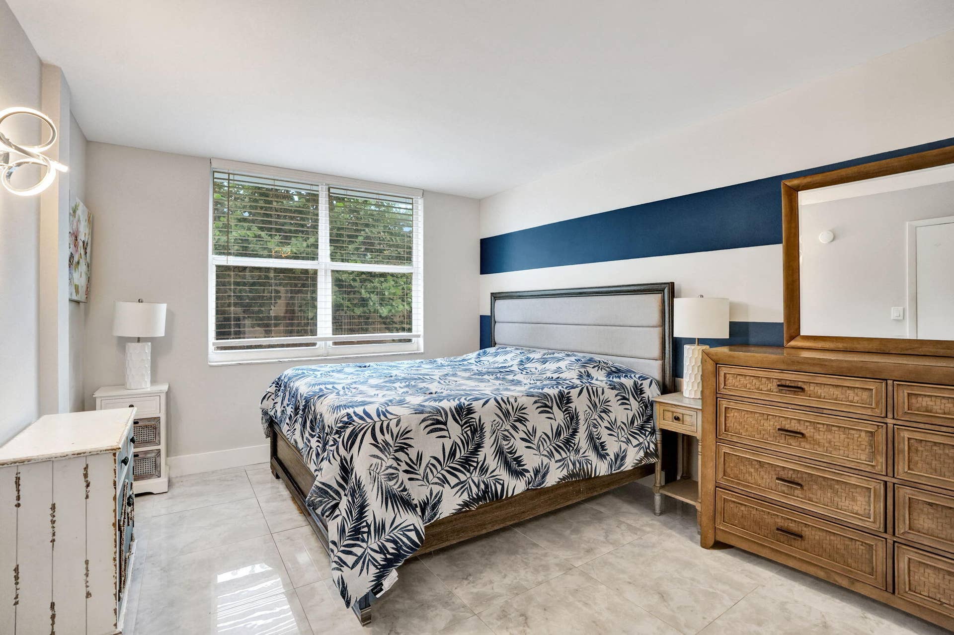 1009 N Ocean Boulevard, #207, Pompano Beach, FL 33062 48-web-or-mls-DSC06958