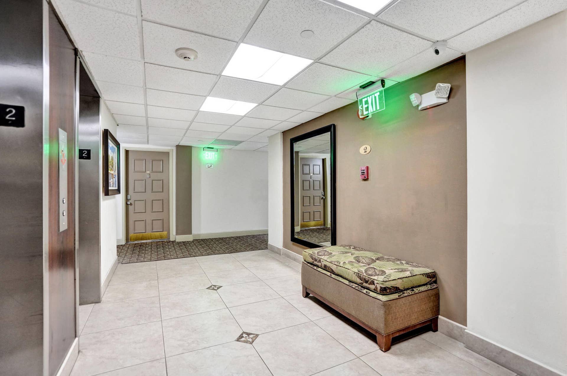 1009 N Ocean Boulevard, #207, Pompano Beach, FL 33062 26-web-or-mls-DSC06877