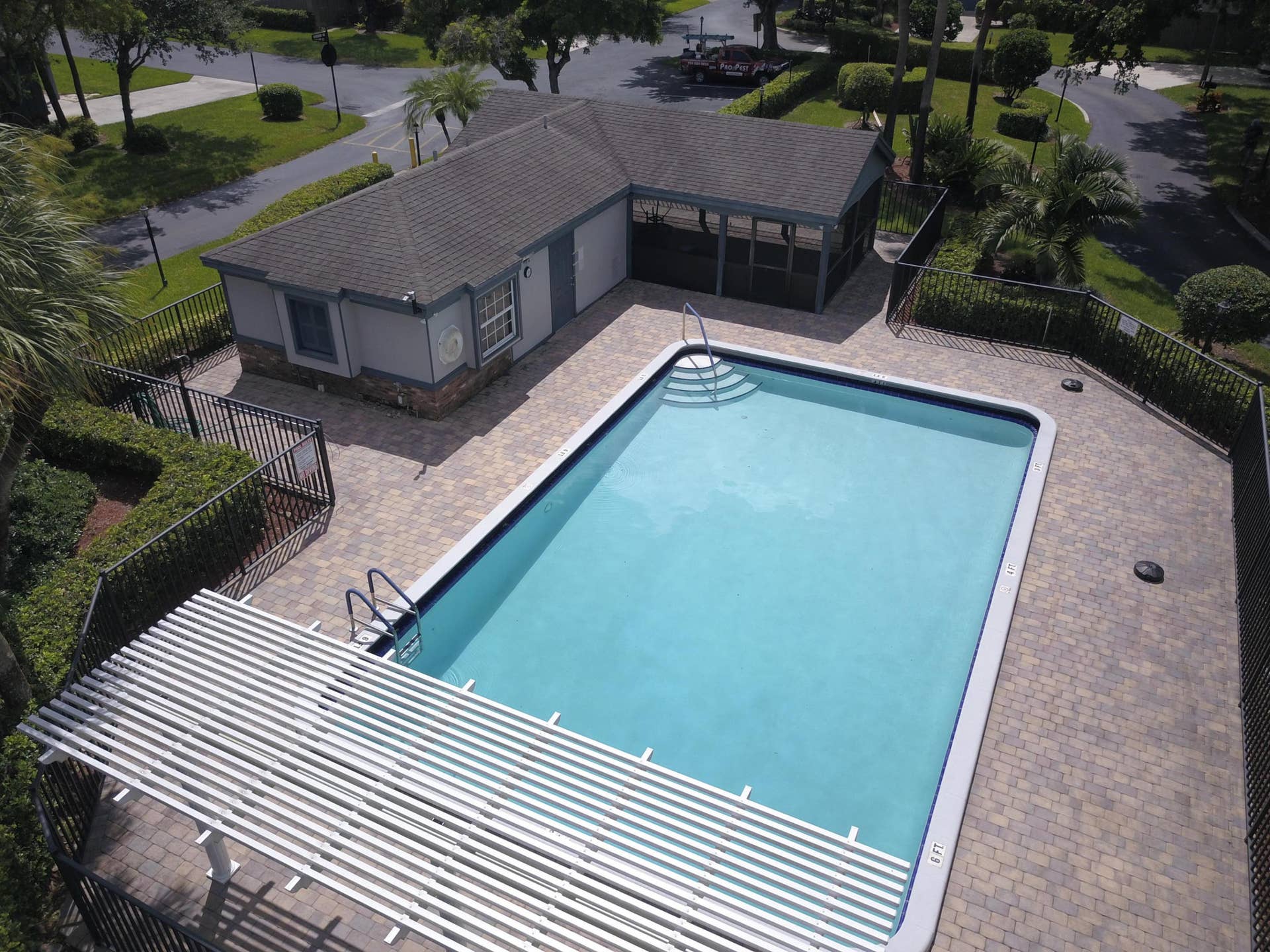 Pool and Clubhouse (Screened Gathering Room)