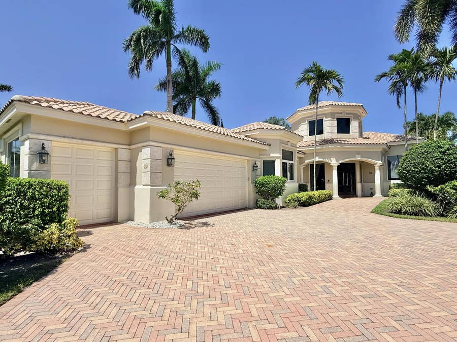Property photo for 46 ISLAND Drive, Boynton Beach, FL