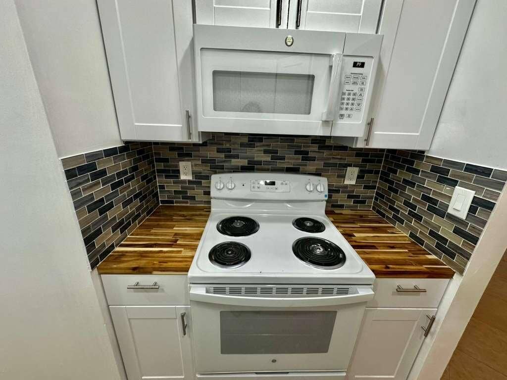 1201 Lake Victoria Drive, #P, West Palm Beach, FL 33411 WhatsApp Image 2026-02-05 at 9.53.51 PM