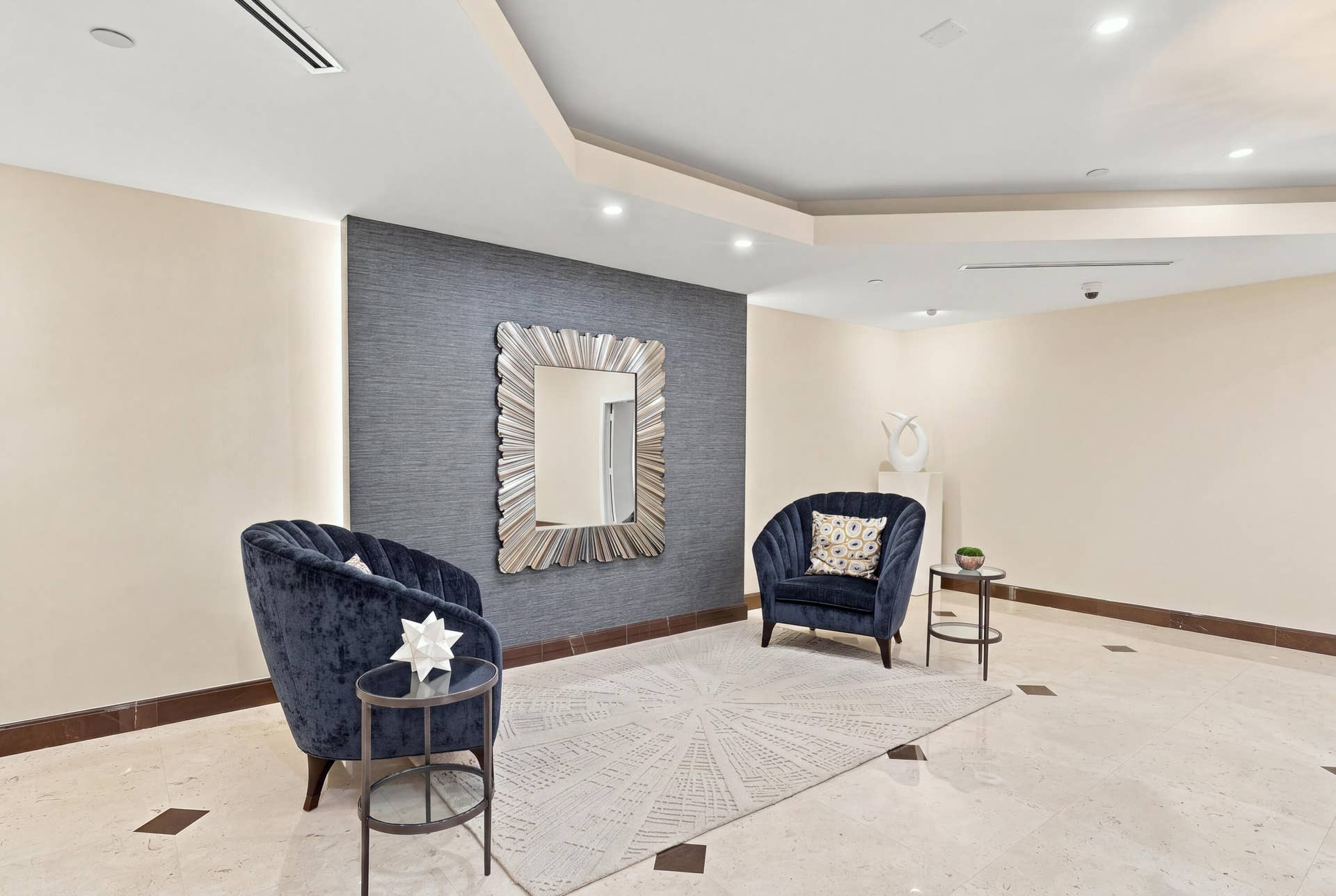 3560 S OCEAN Boulevard, #506, South Palm Beach, FL 33480 Sitting Room