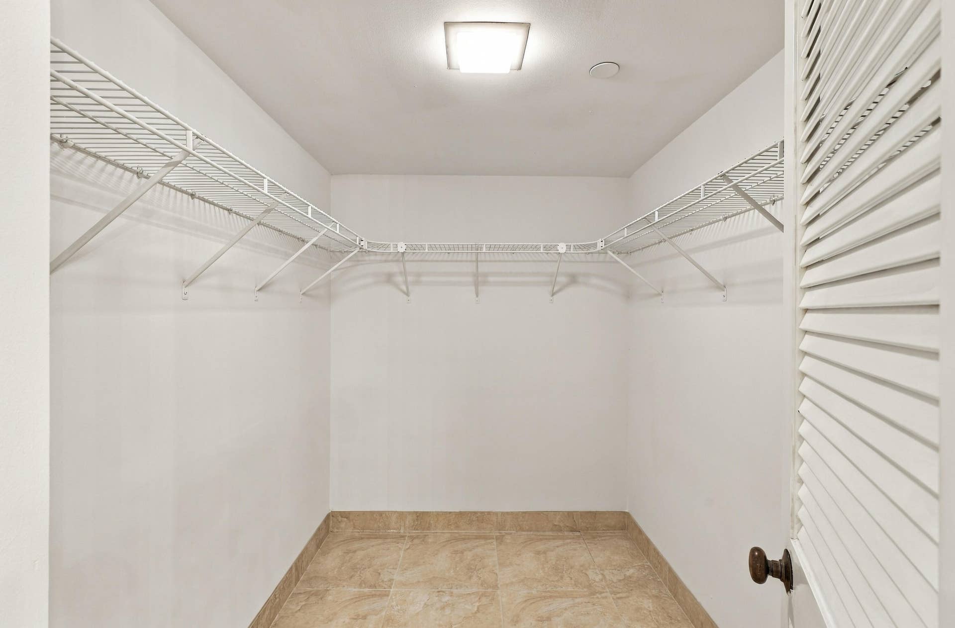 3560 S OCEAN Boulevard, #506, South Palm Beach, FL 33480 Walk In Closet
