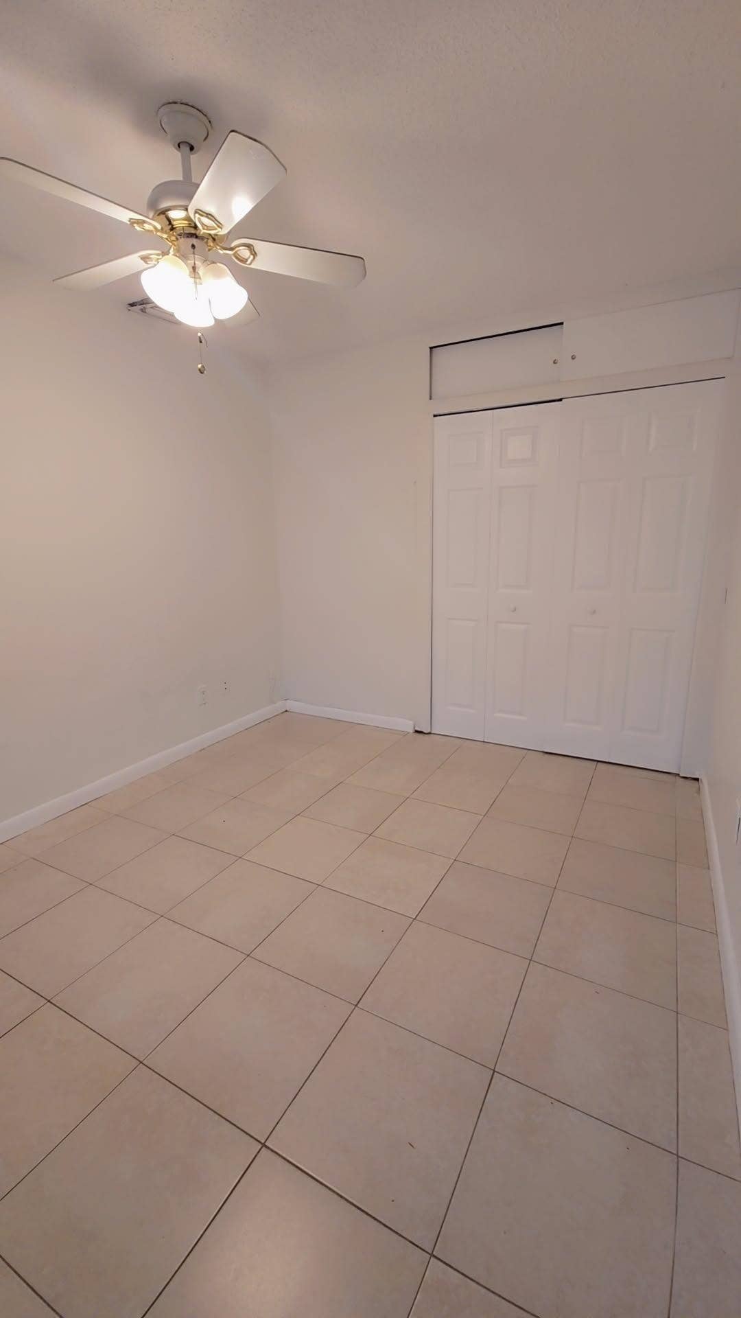 2521MANORA6