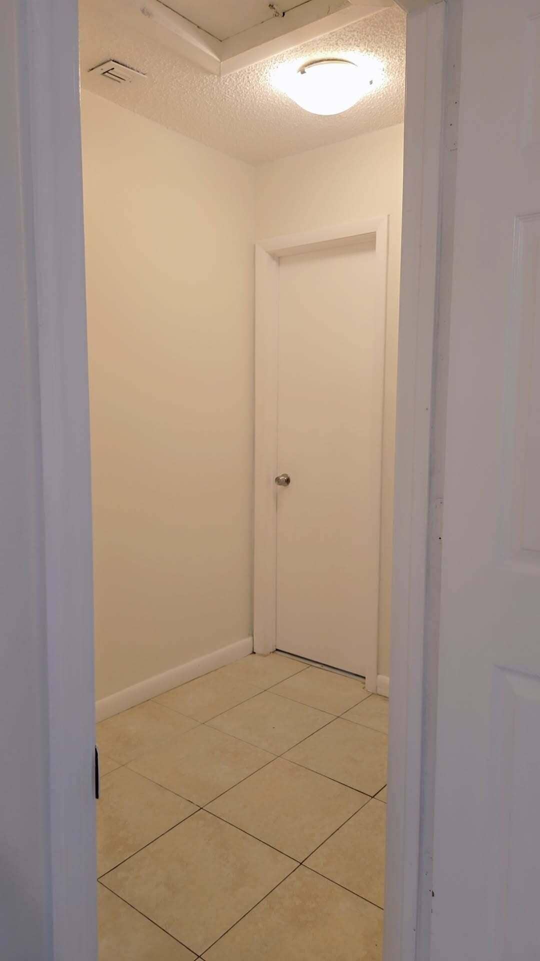 2521MANORA13