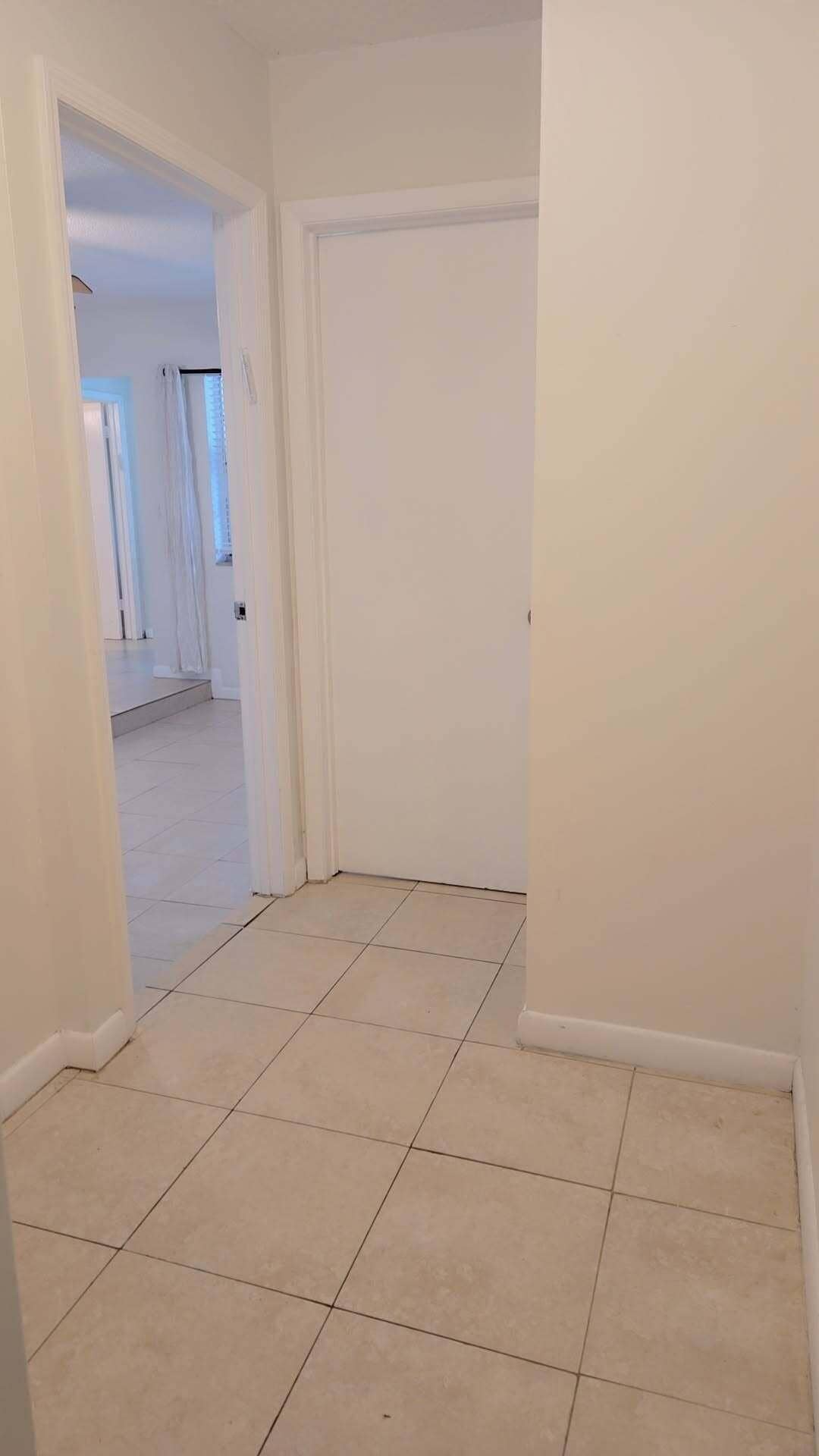 2521MANORA19