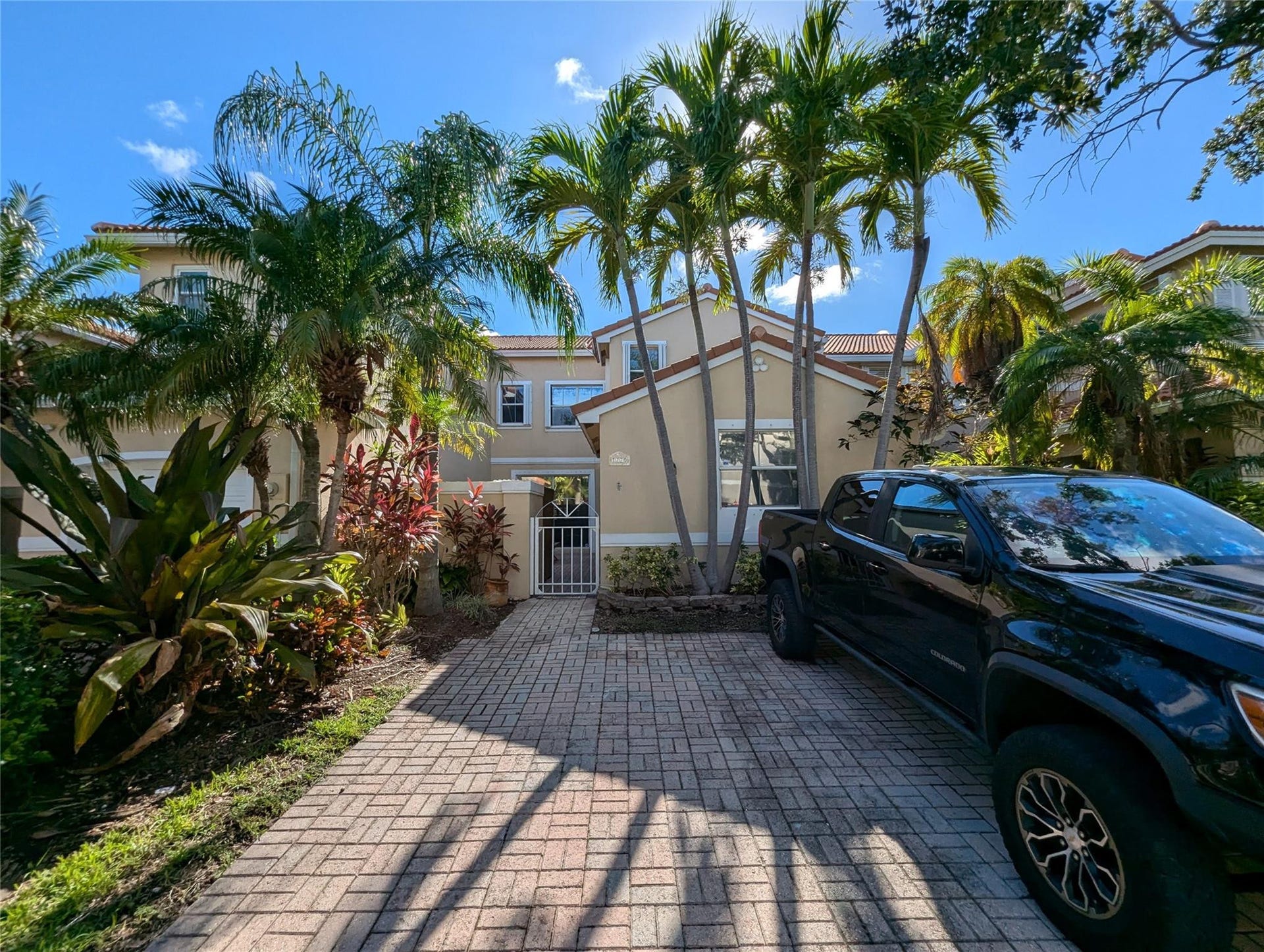 1770 YELLOWHEART Way, Hollywood, Hollywood, FL 33019 Photo 2
