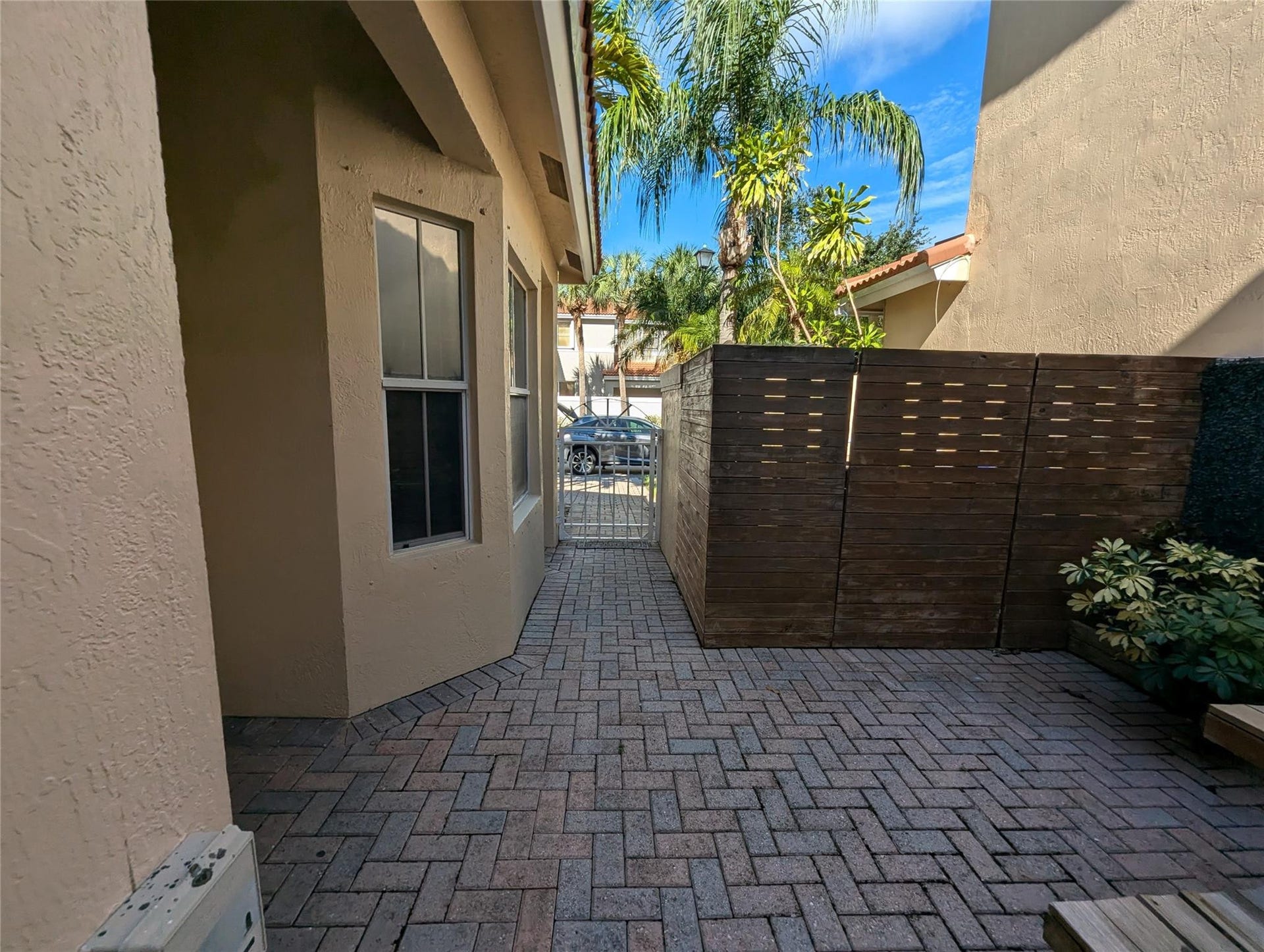 1770 YELLOWHEART Way, Hollywood, Hollywood, FL 33019 Photo 5