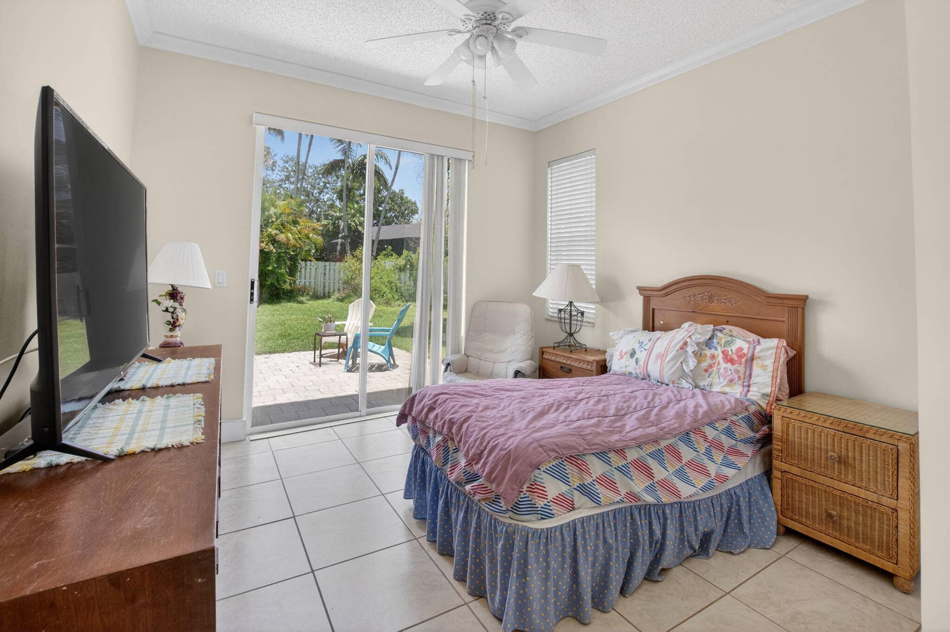 6207 SHADOW TREE Lane, Lake Worth, FL 33463 21-web-or-mls-DSC_9855 - Copy