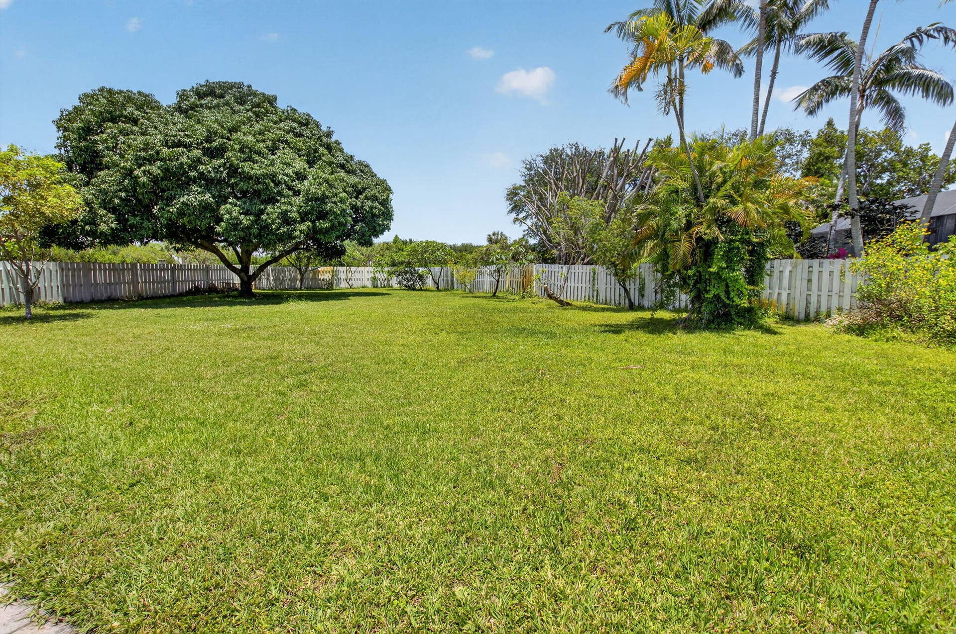 6207 SHADOW TREE Lane, Lake Worth, FL 33463 39-web-or-mls-DSC_9940 - Copy