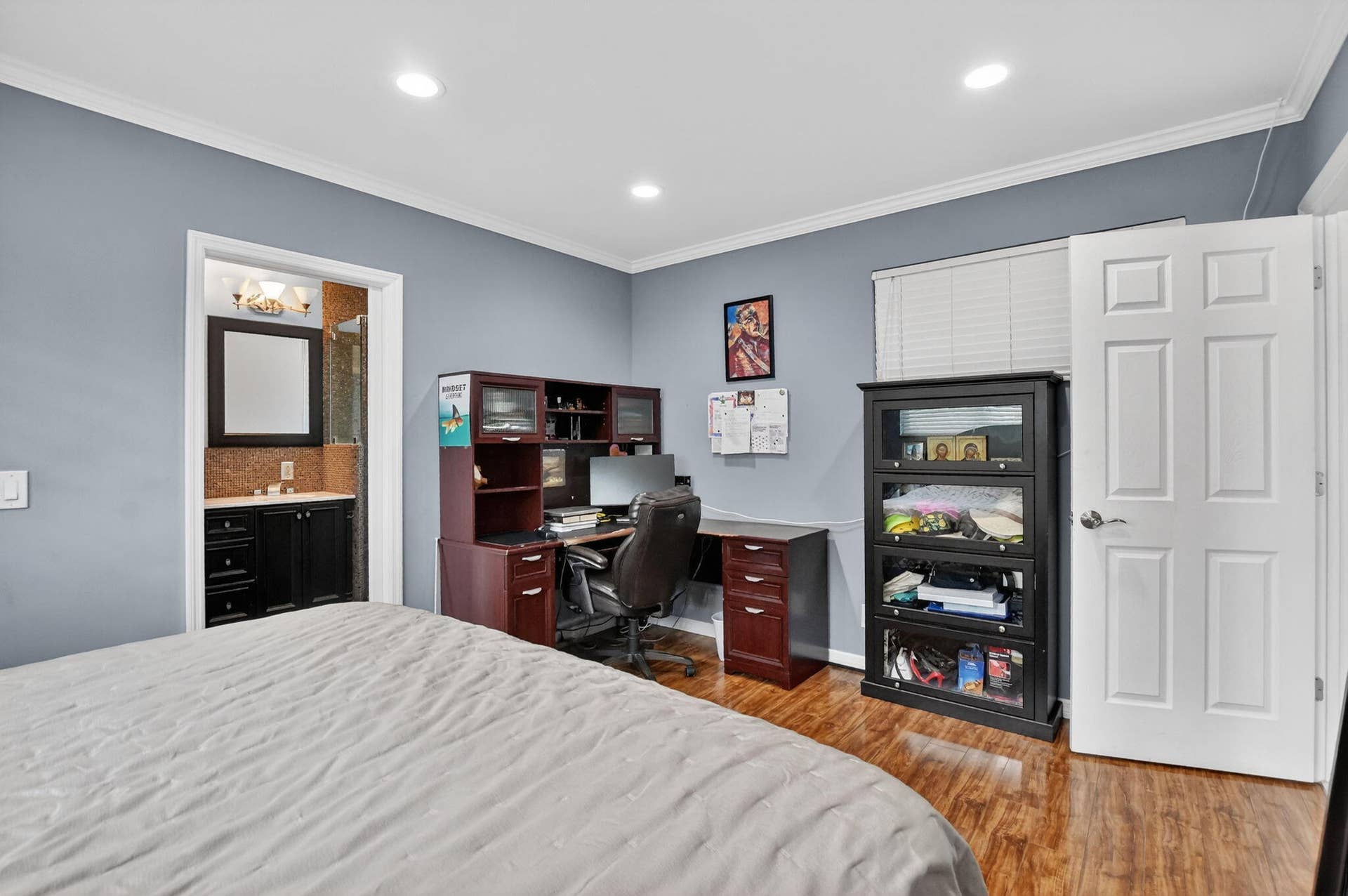 Large Master Bedroom